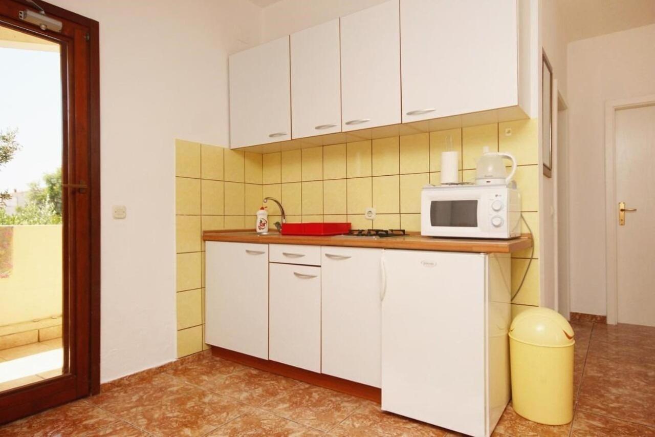 Apartments Tonka - 150M From The Sea & Parking Оребич Экстерьер фото