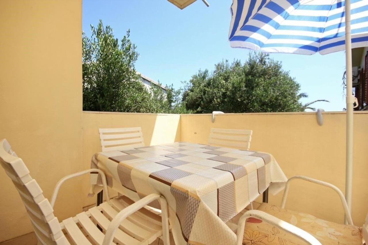 Apartments Tonka - 150M From The Sea & Parking Оребич Экстерьер фото